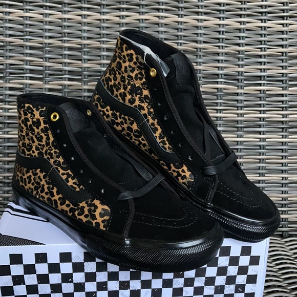 Vans Skate Sk8-Hi Deco Cher Strauberry Cheetah WMNS - Picture 2 of 16